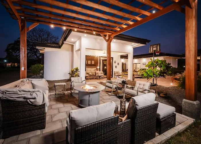Сasa de vacaciones .lujosa Casa En Hacienda Pinilla
